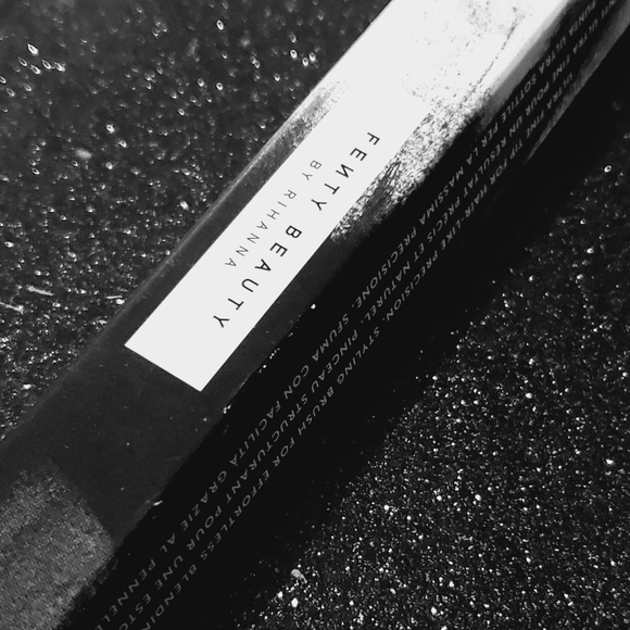 Fenty beauty> BROW MVP  by Rihanna - Picture 3 of 5